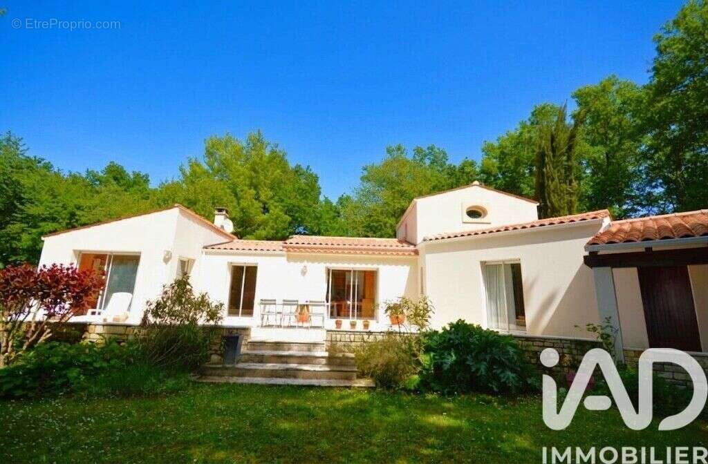 Photo 2 - Maison à PISANY