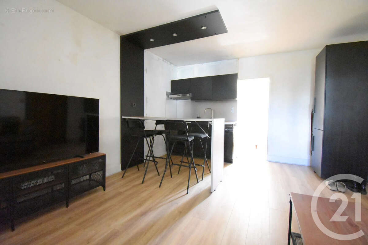 Appartement 41 m² à Vichy  - photo 2
