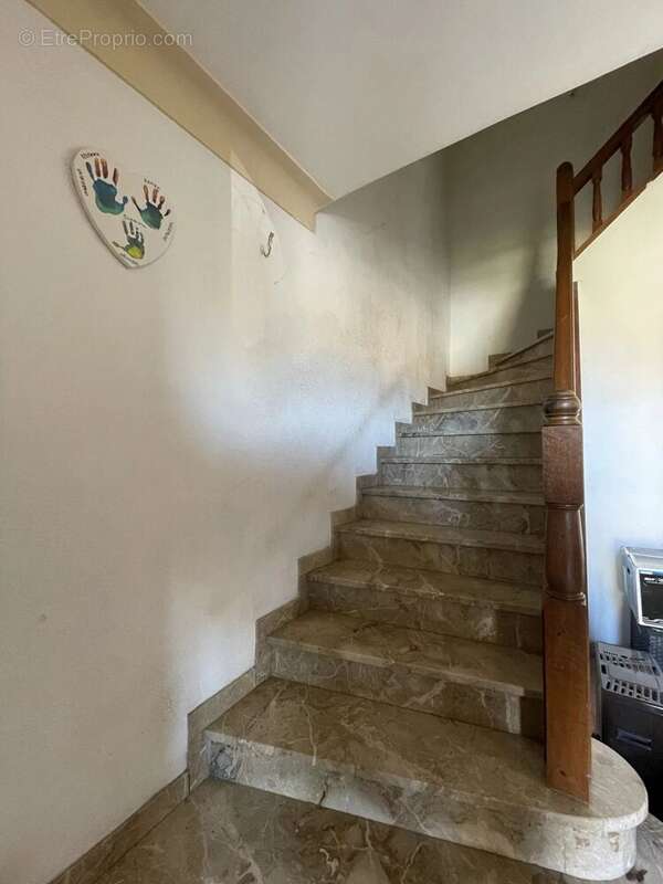 Maison à VILLENEUVE-DE-LA-RAHO