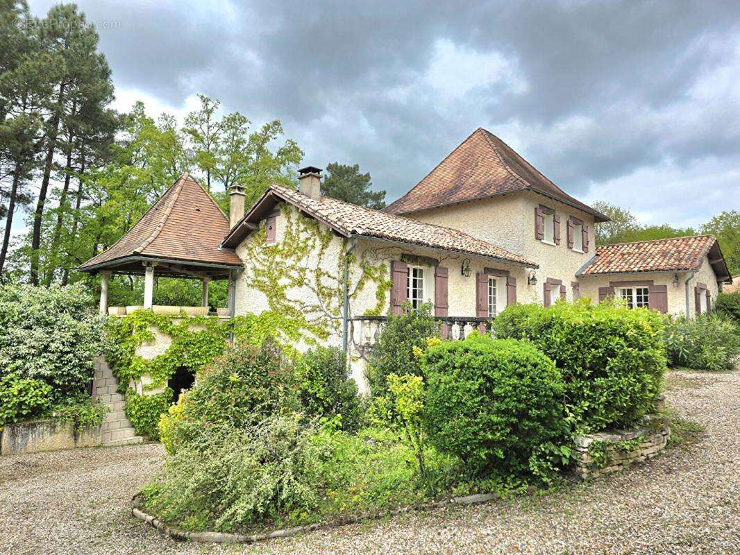 Maison à COURSAC