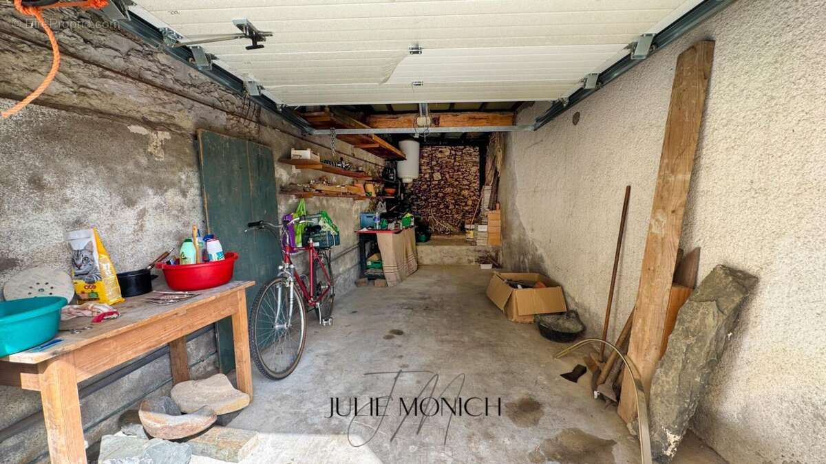 Maison de village avec garage - photo 13