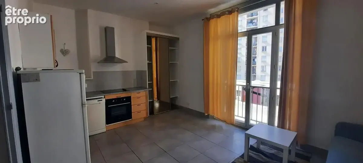 Appartement 2 pièces 30 m² à vendre à Marseille-8e (13008) - photo 2