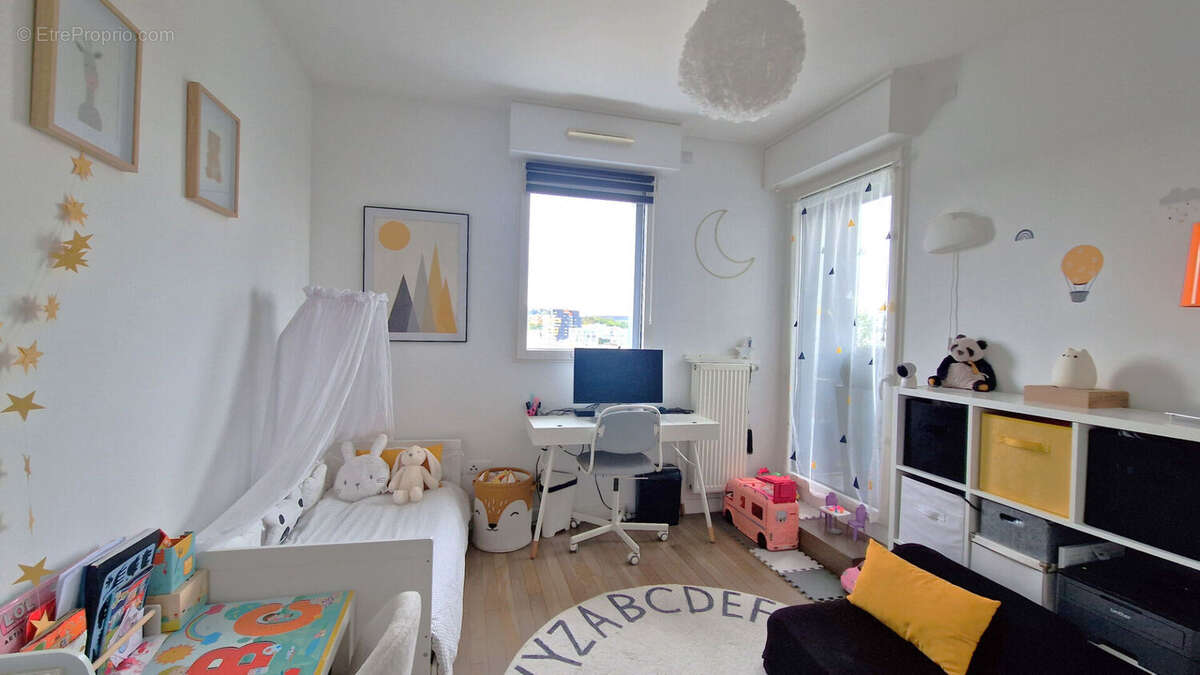 Appartement à ISSY-LES-MOULINEAUX