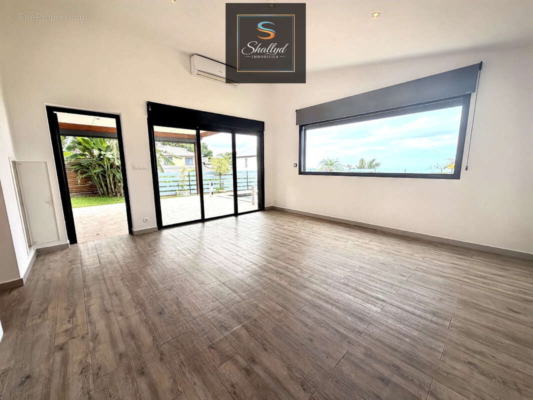 Maison à SAINT-DENIS