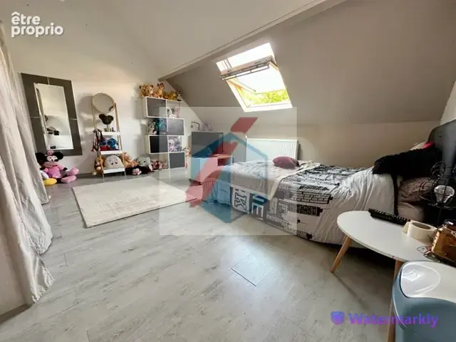 Agréable maison 4 chambres avec grand garage et beau jardin - photo 5