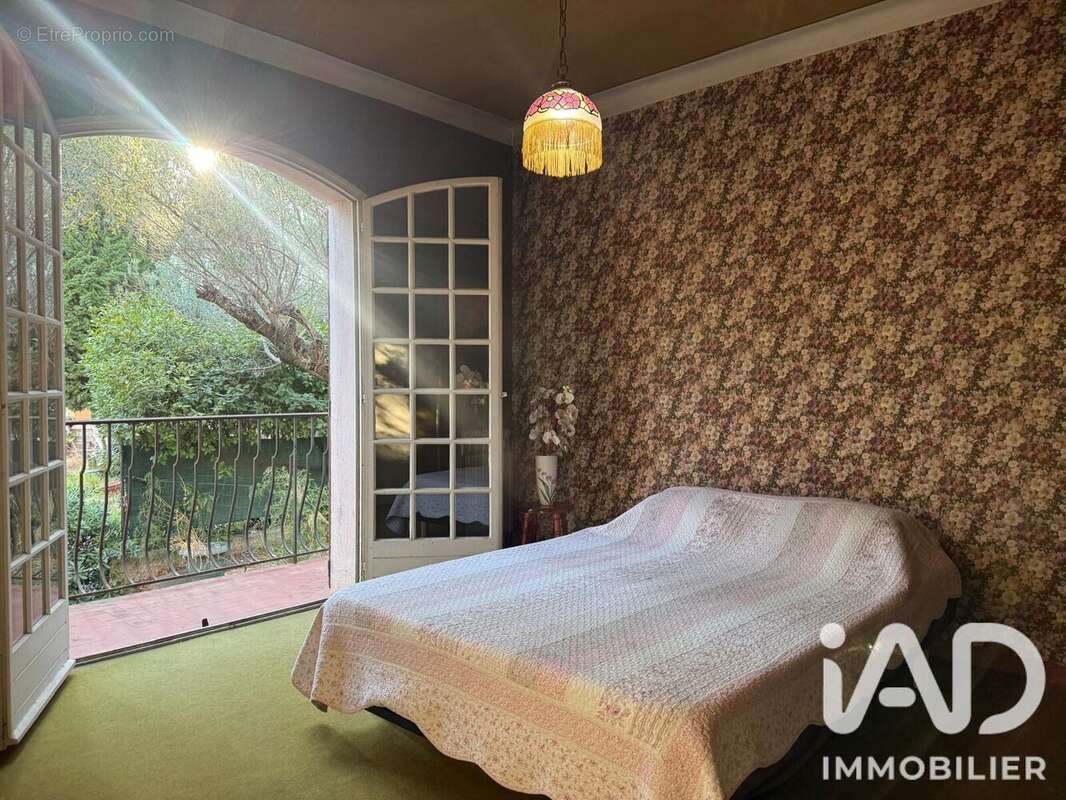 Maison 166 m² à Toulon  - photo 2