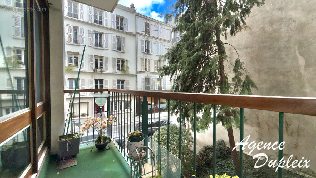 Appartement à PARIS-15E