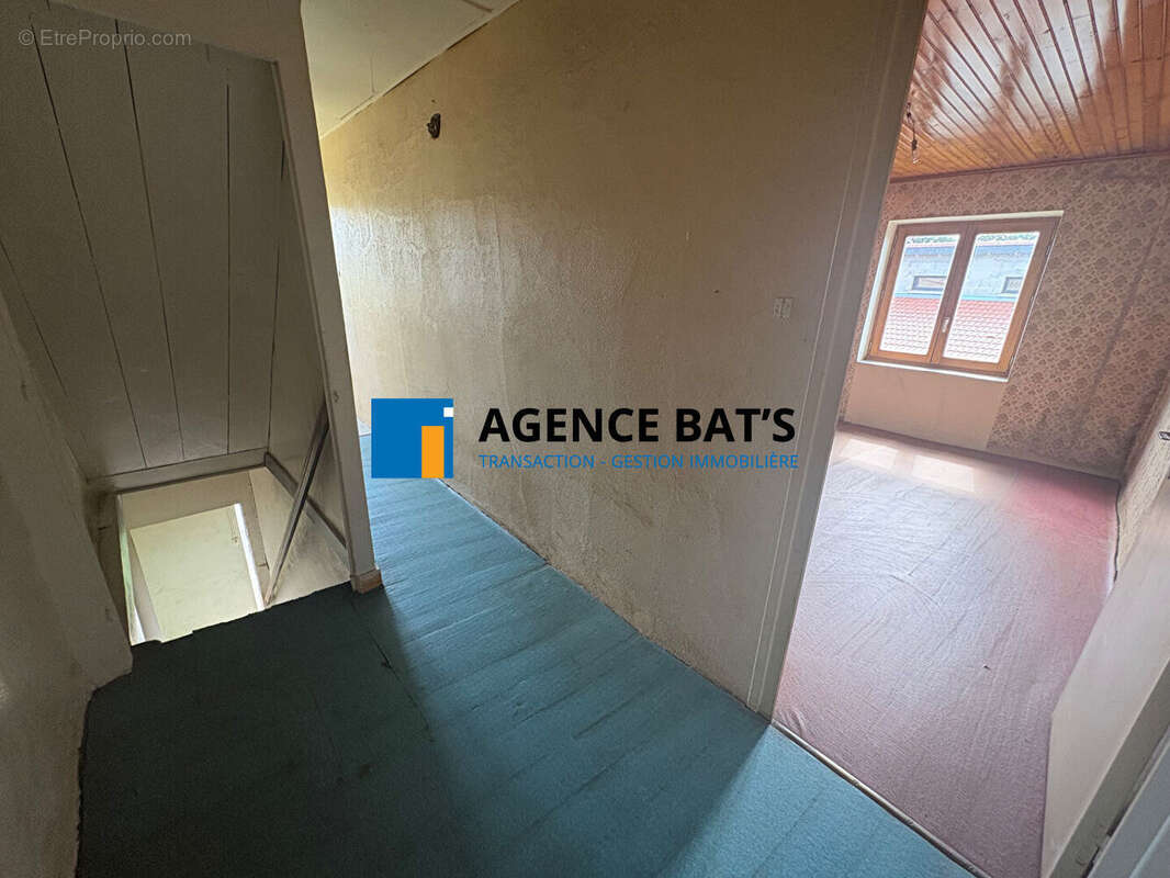 Photo 7 - Maison à SAINT-ROMAIN-LACHALM