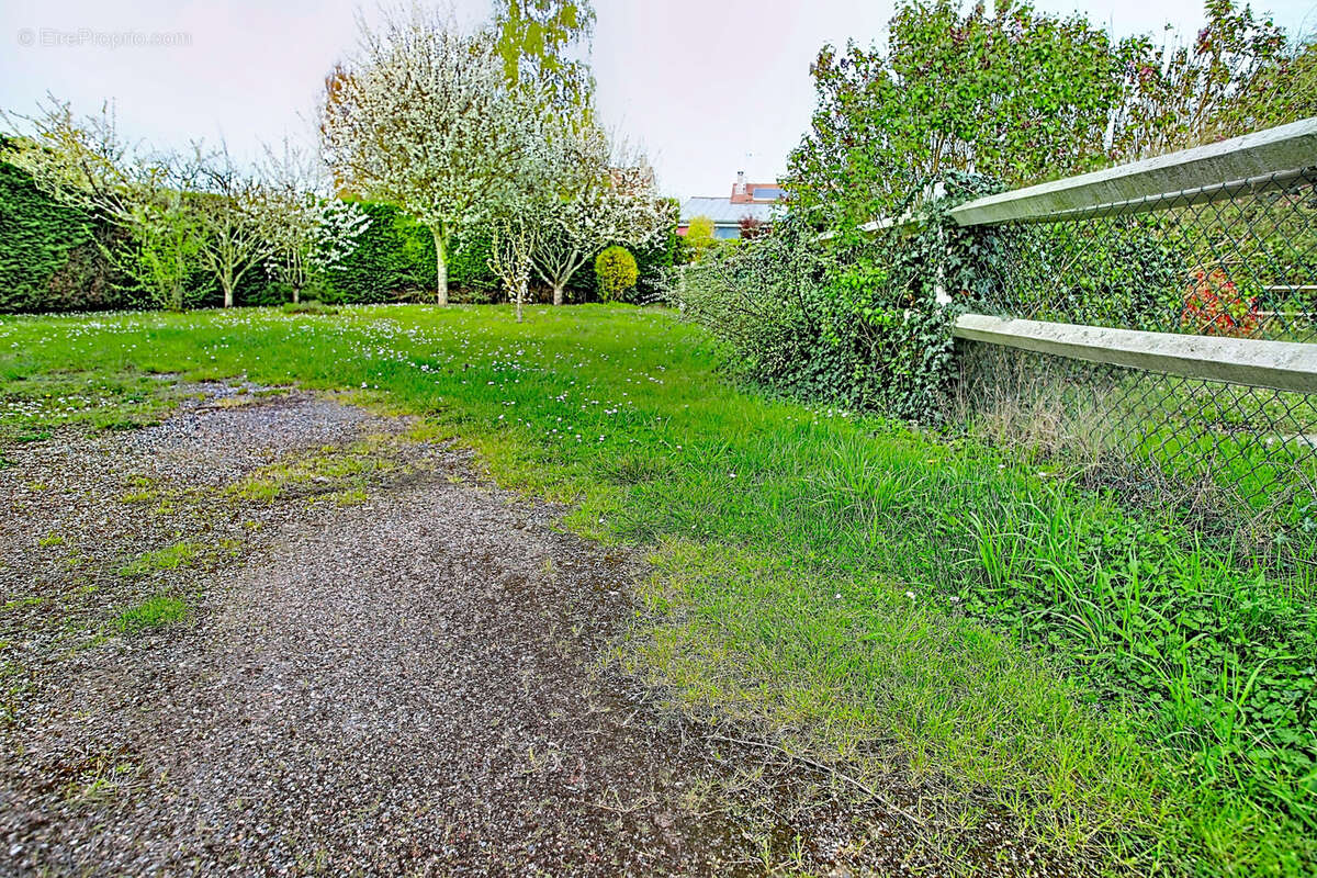 Maison à ECQUEVILLY