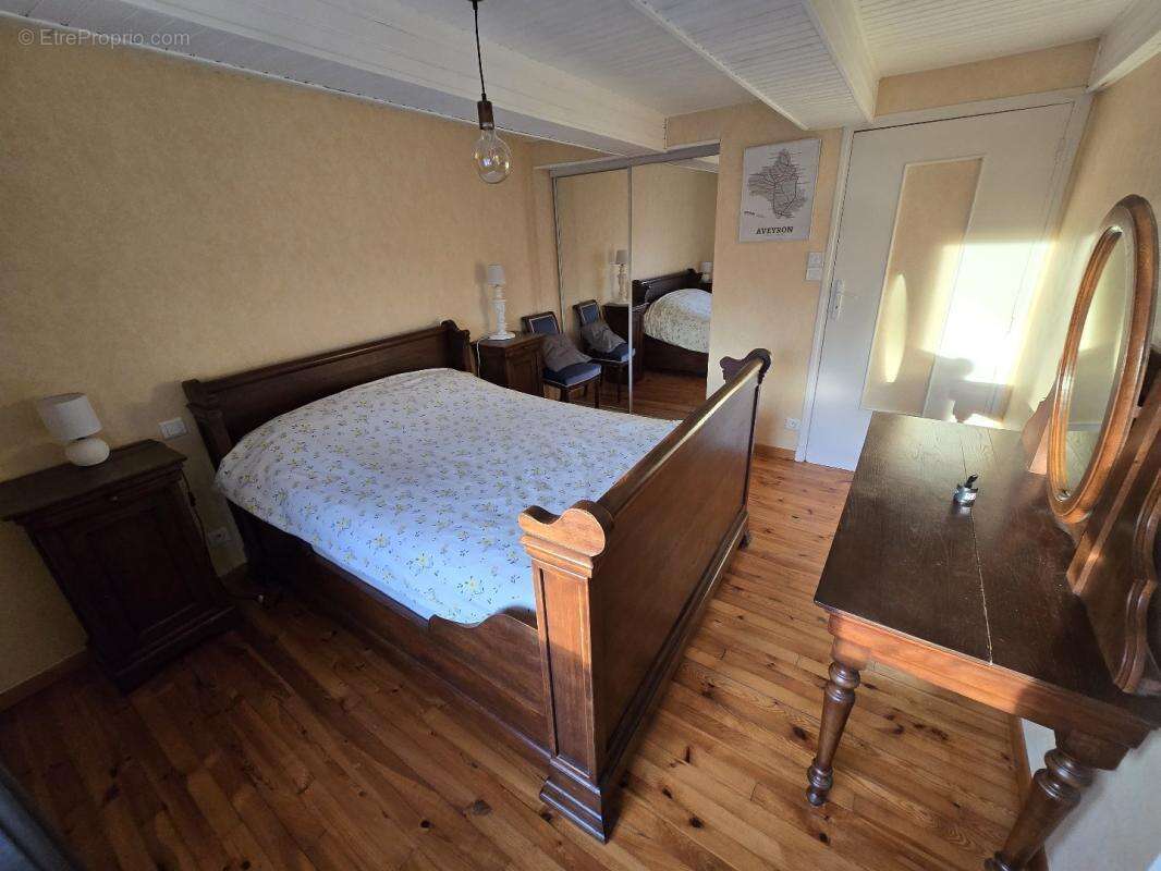Maison à SALMIECH