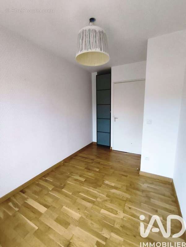 Photo 8 - Appartement à MONTEREAU-FAULT-YONNE