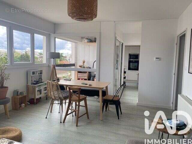 Photo 3 - Appartement à LE BOUSCAT