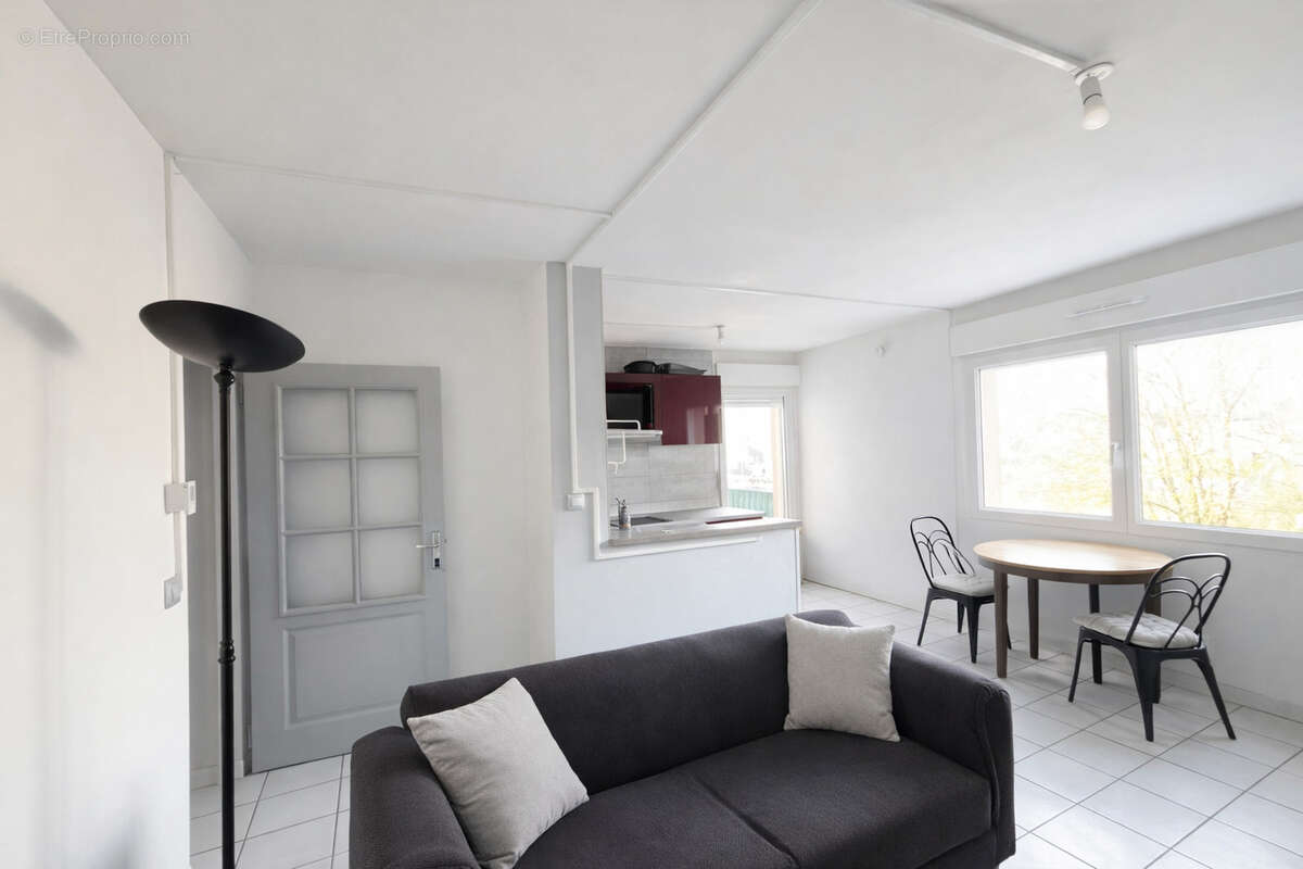 Appartement à VOUJEAUCOURT