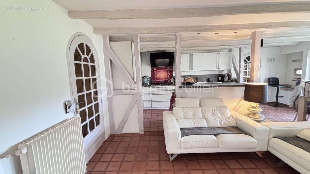 Maison à SAINT-SAUVANT