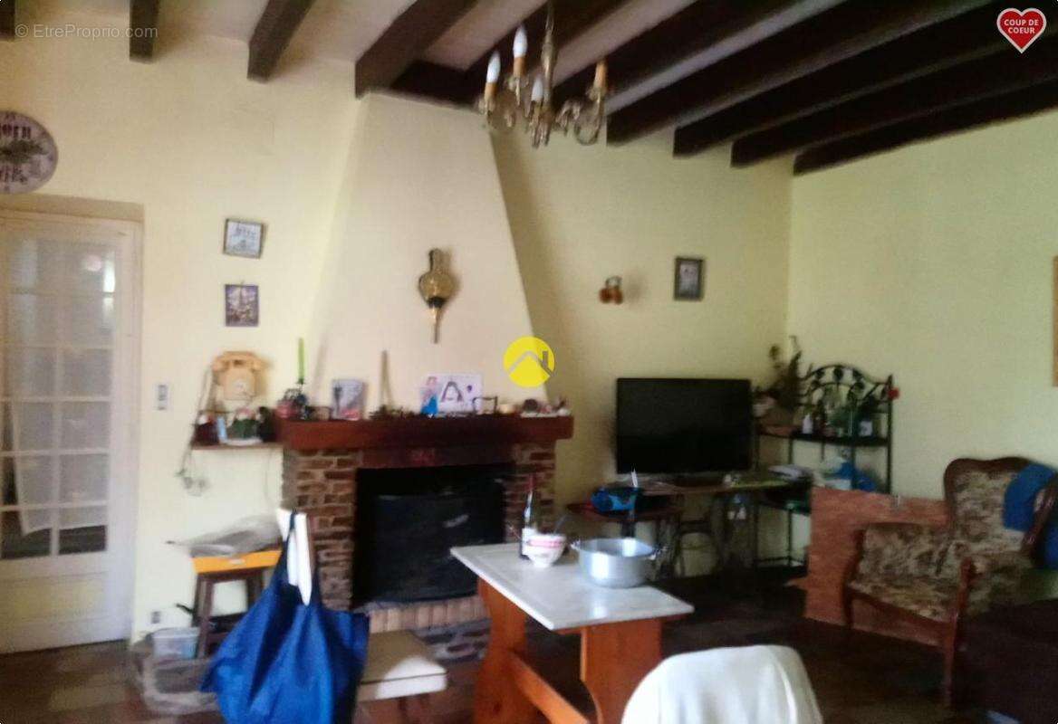 Maison à SAINT-AMAND-MONTROND