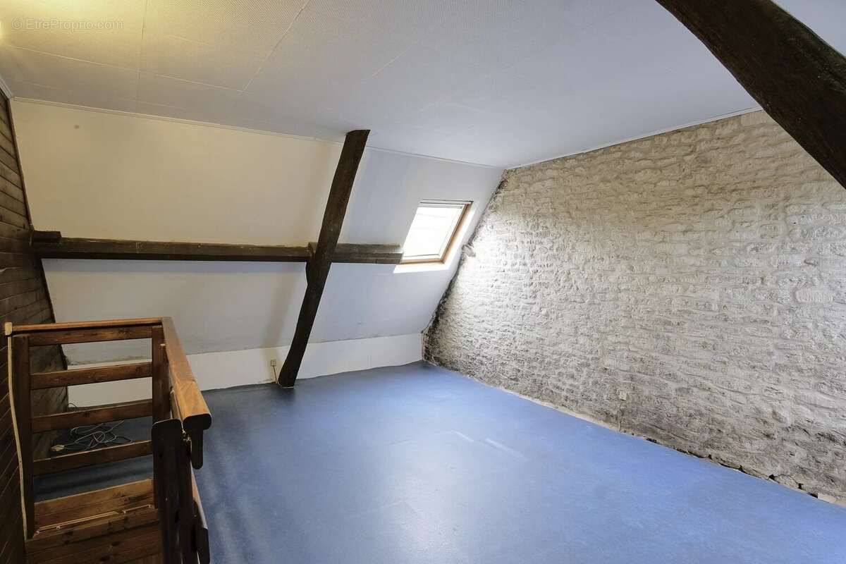 Maison à CRESSERONS