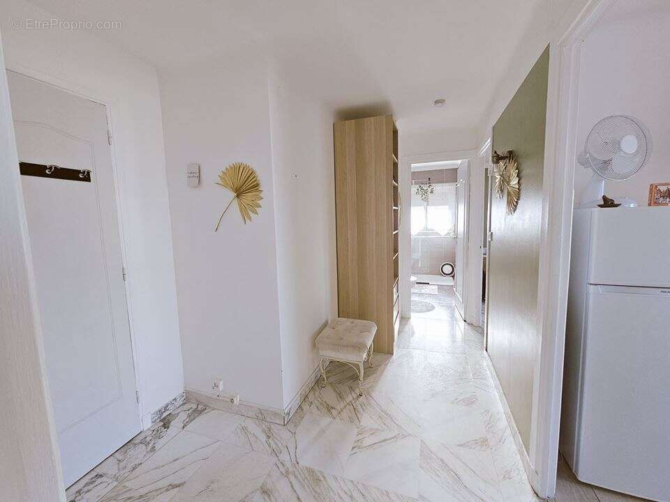 Appartement à LE CANNET