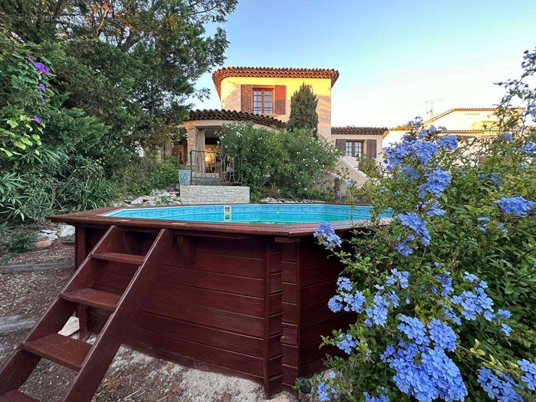 Maison à ENSUES-LA-REDONNE