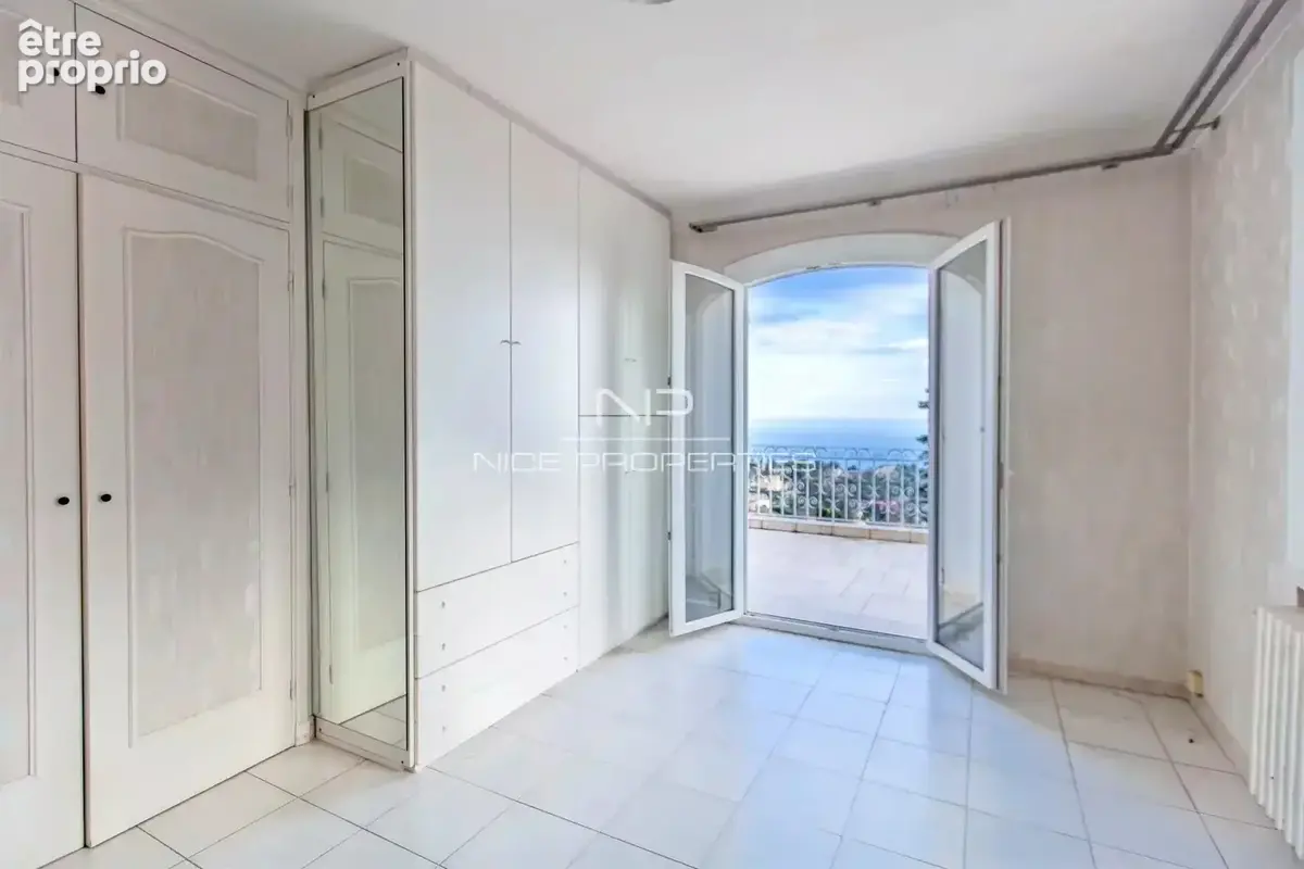 La Turbie, proche centre, spacieuse villa néo-provençale avec vue mer, à moderniser - photo 14