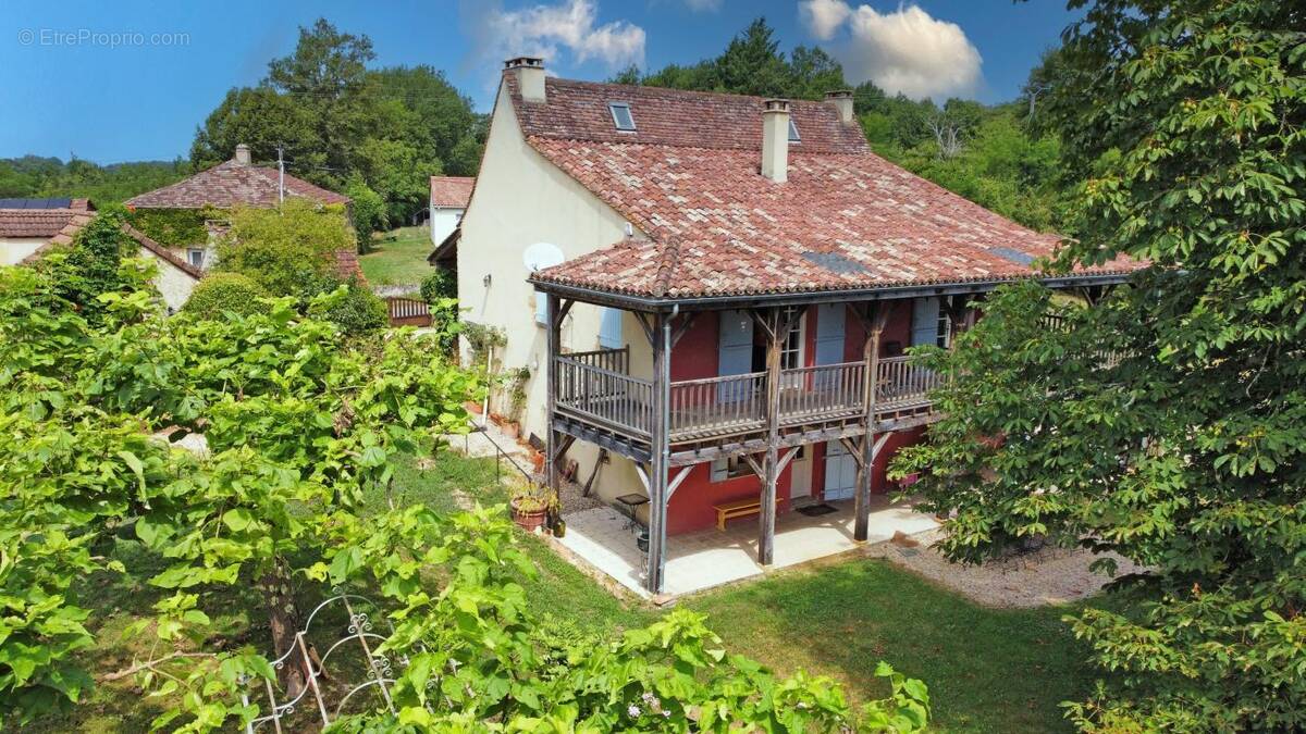 Maison, gite, piscine, étang - photo 2