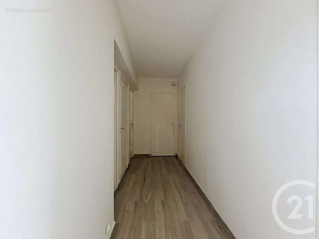 Appartement à PONT-EVEQUE
