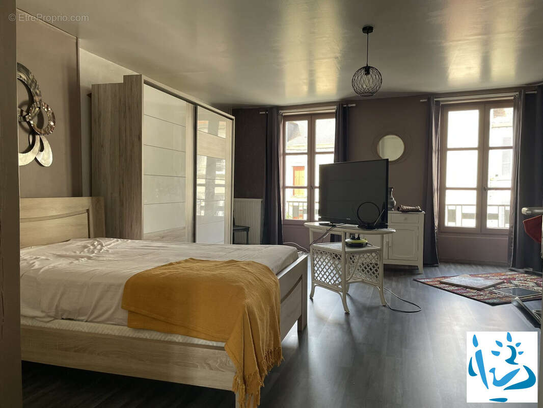 Maison à MORTAGNE-AU-PERCHE