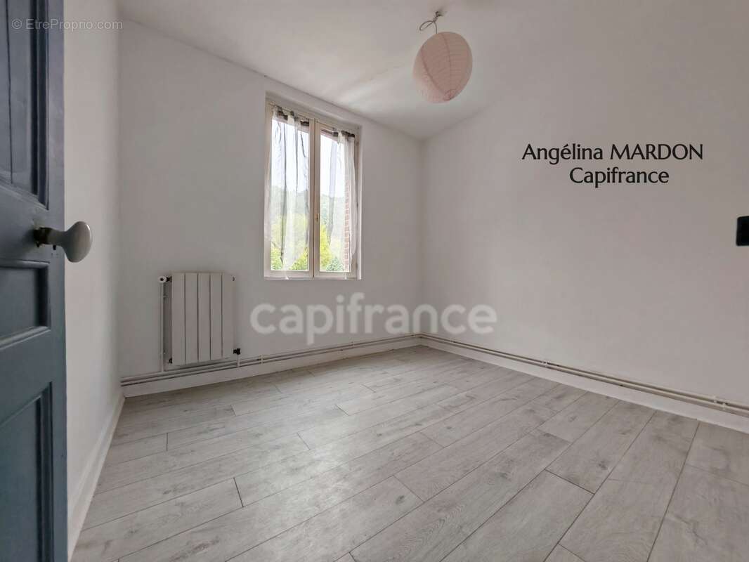 Maison de ville familiale T7 de 139 m² à Bolbec (5 à 6 chambres) avec cour et atelier - photo 11