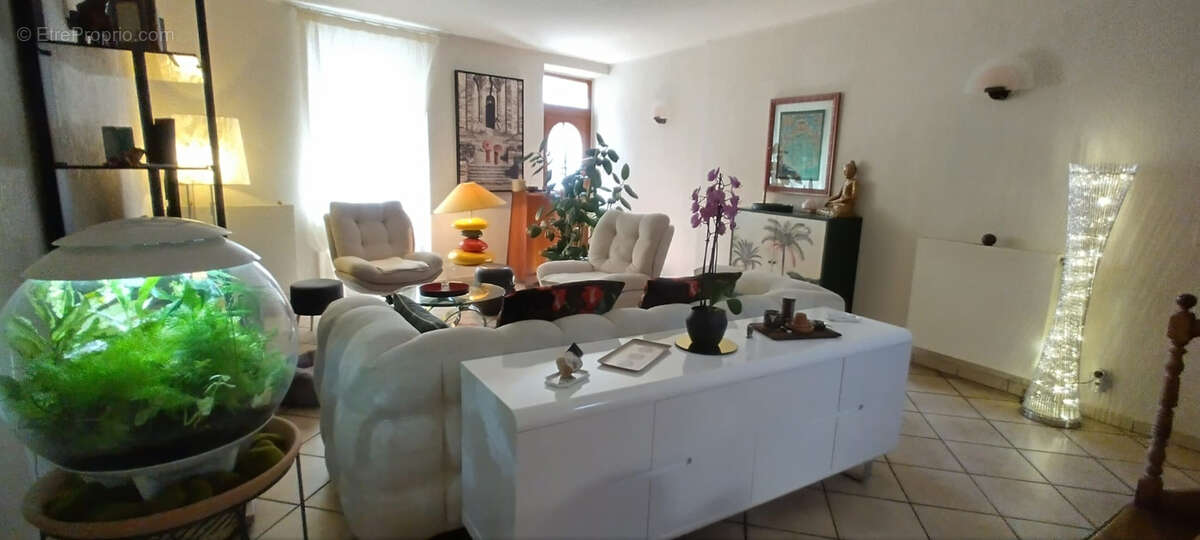Maison à VICHY