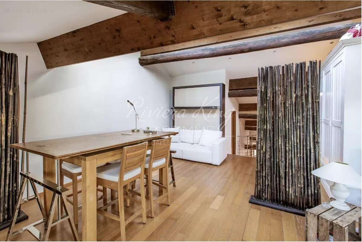 Appartement à VILLEFRANCHE-SUR-MER