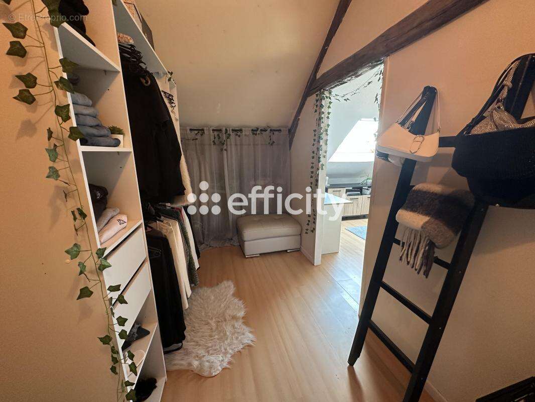 Maison à MONTATAIRE