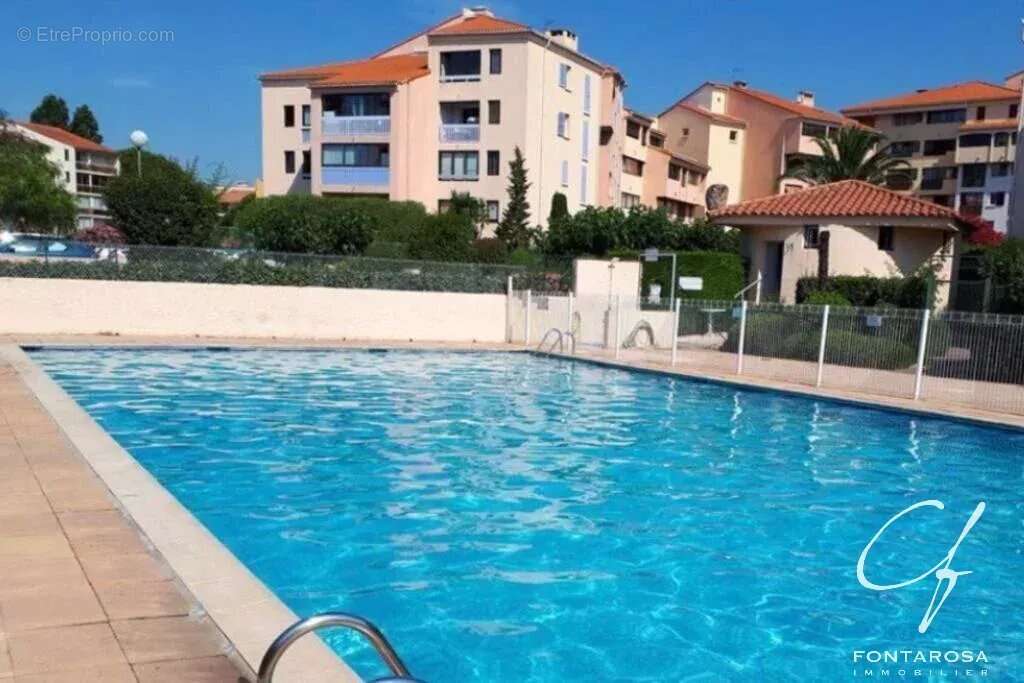 Frejus 2 pièces résidence  piscine et tennis - photo 3