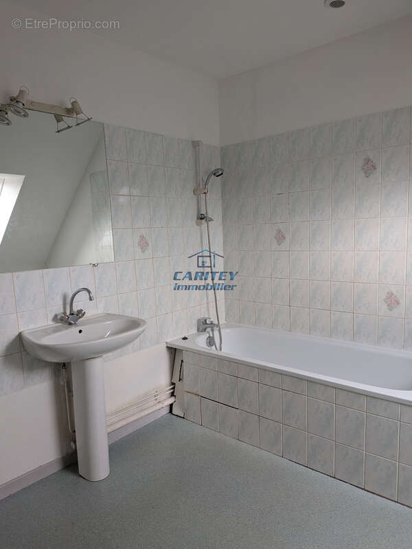 Appartement à HERICOURT