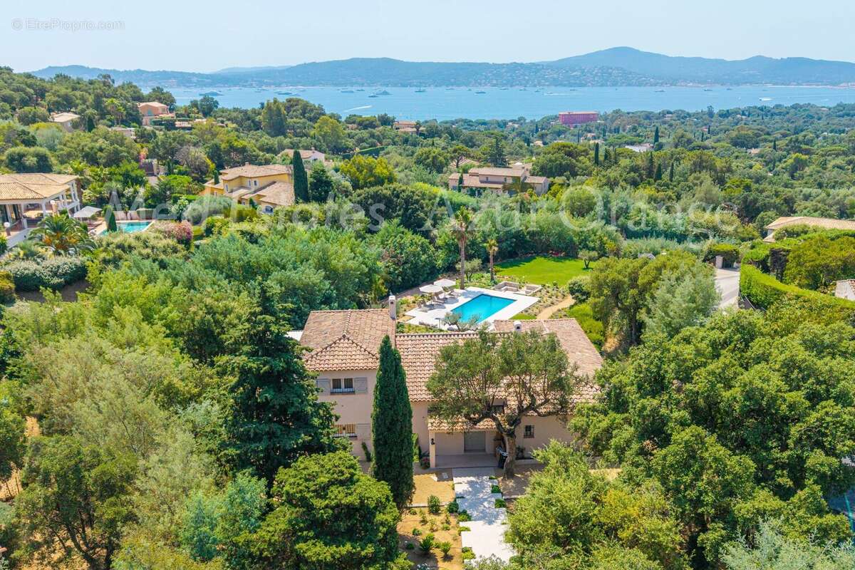 Élégante villa provençale rénovée avec vue mer – Domaine privé à Grimaud - photo 32