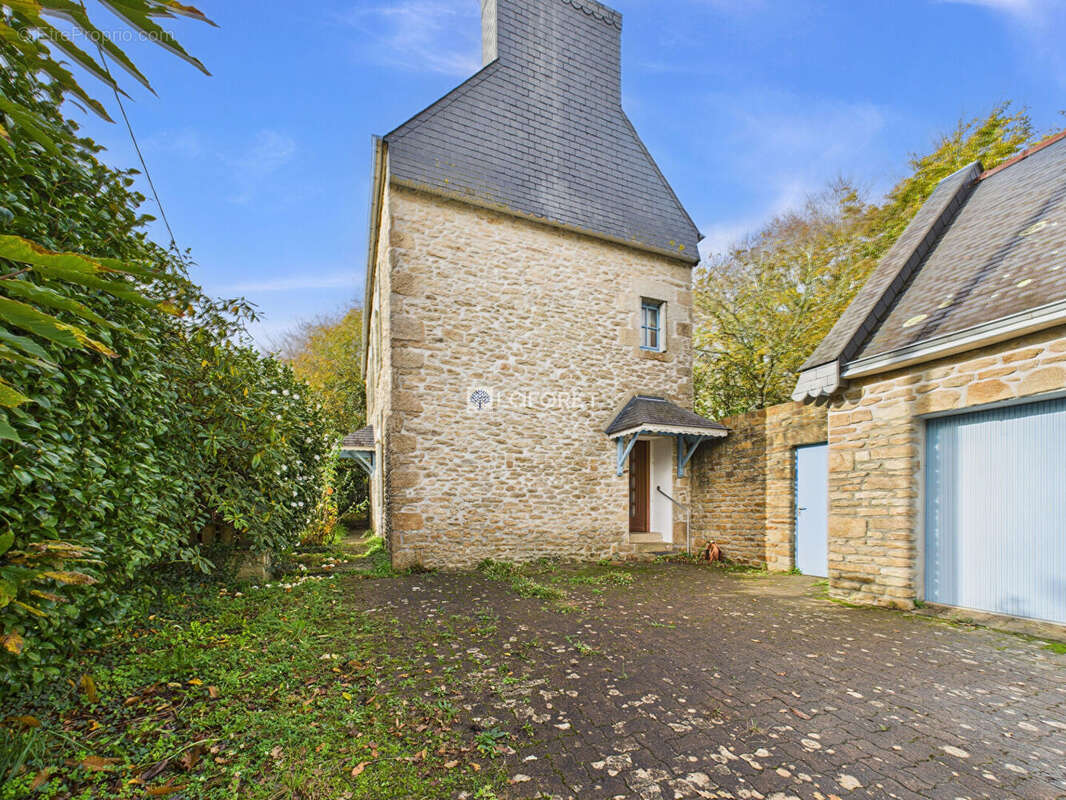 Maison à LANDUDEC