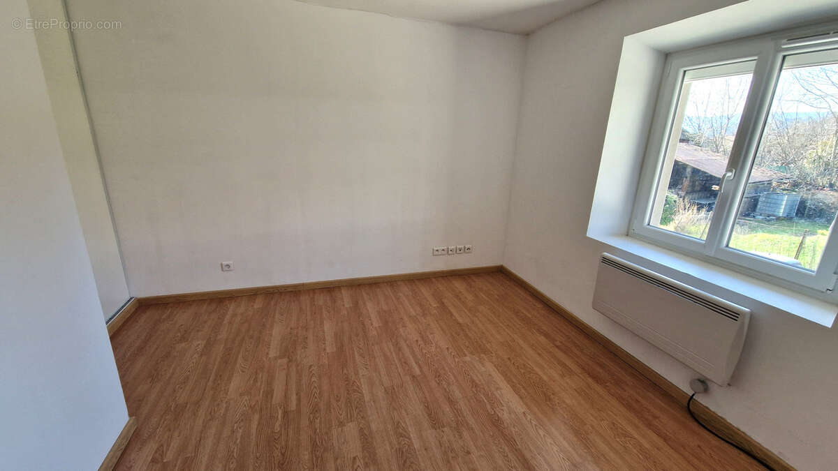 Appartement à SAINT-ALBAN-LEYSSE