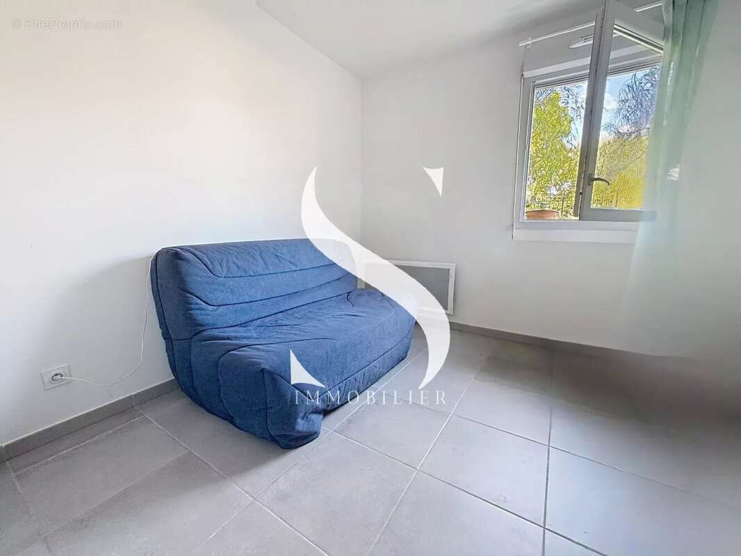 Appartement à VALLAURIS