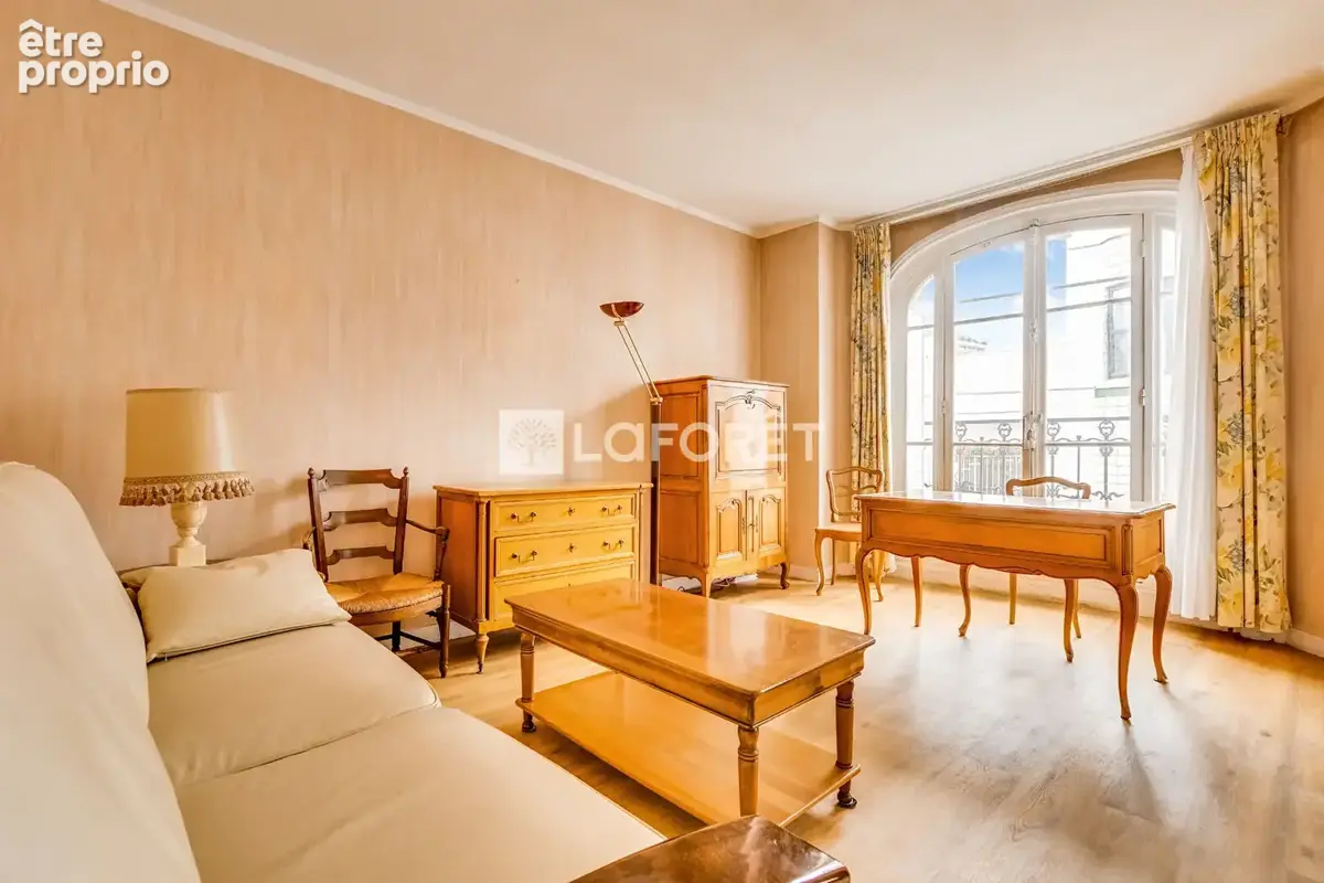 Vaugirard ? Bel appartement ancien traversant de 77 m² au pied des commerces - photo 6