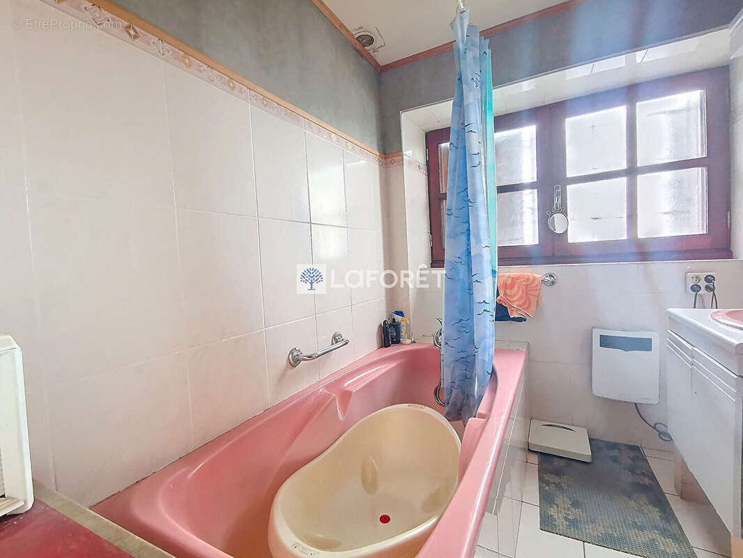 Maison à LES MONTS-VERTS