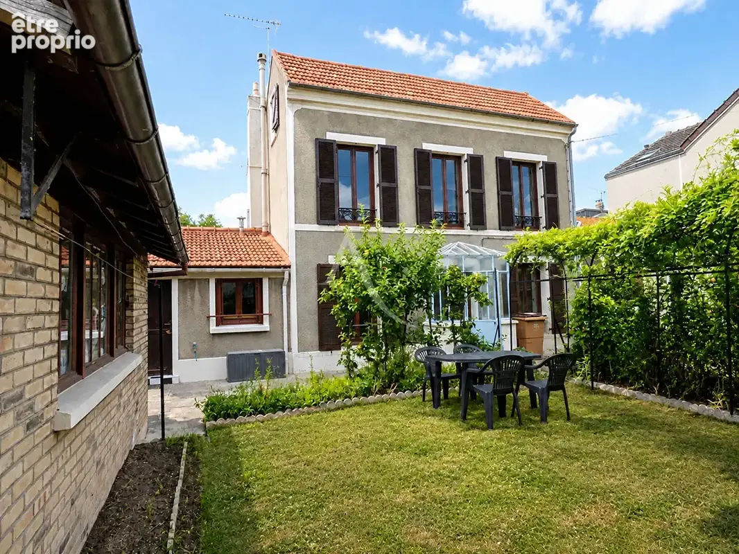 Maison à VILLEMOMBLE