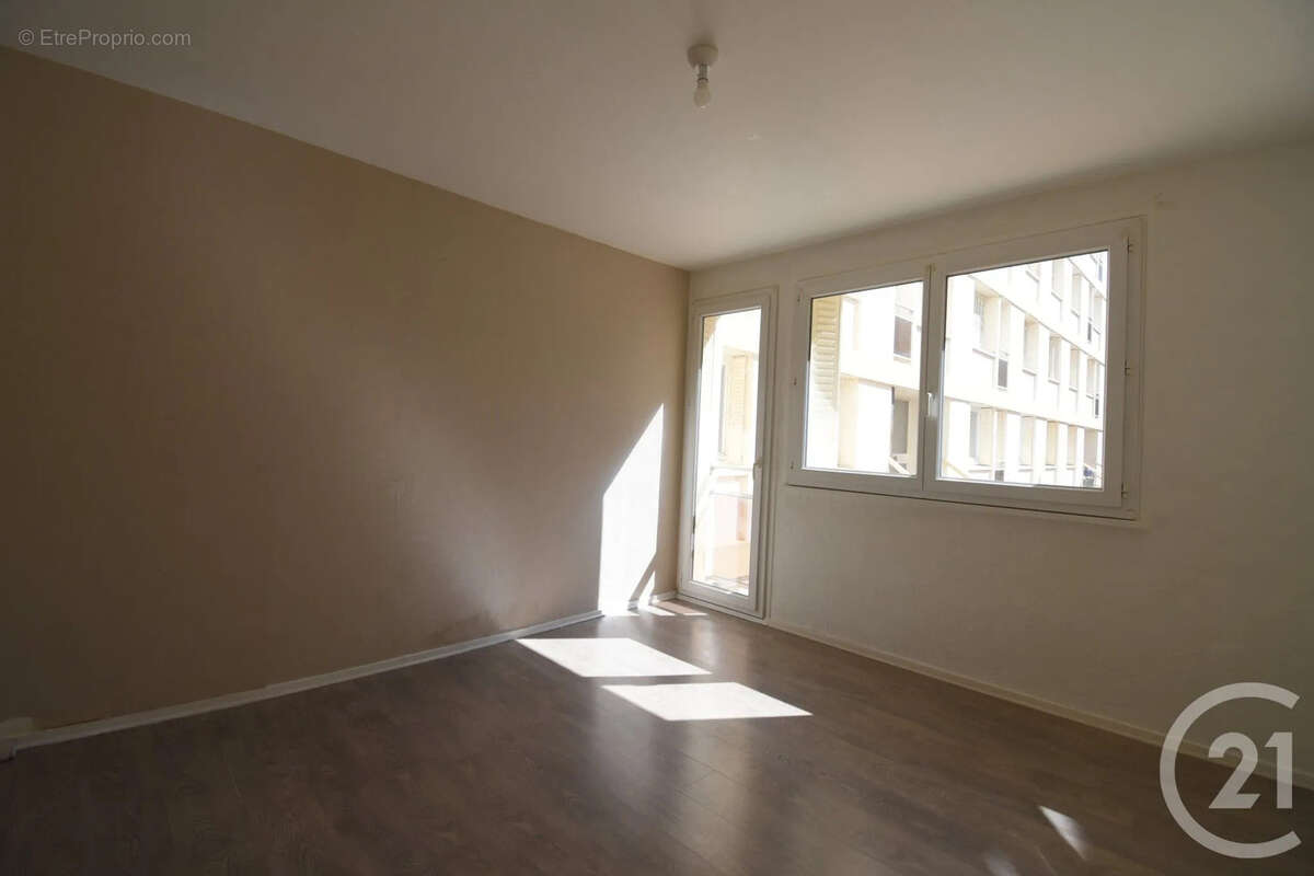 Appartement à VICHY