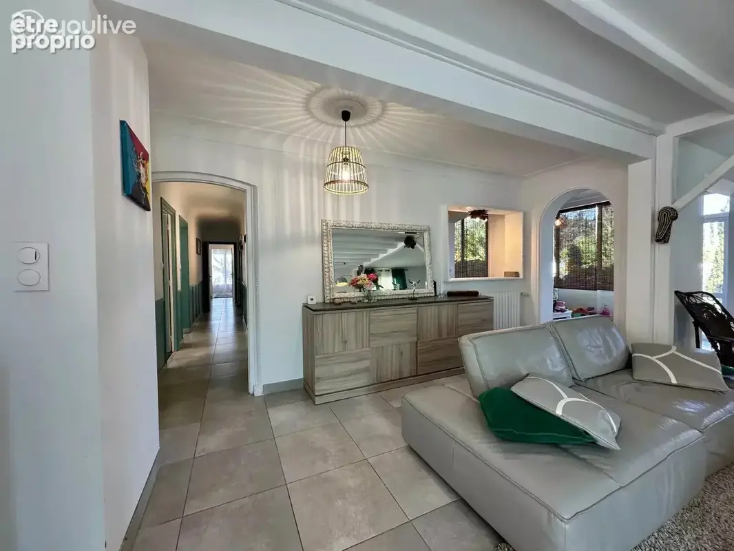 Maison spacieuse avec piscine à Saint Mathurin - photo 8