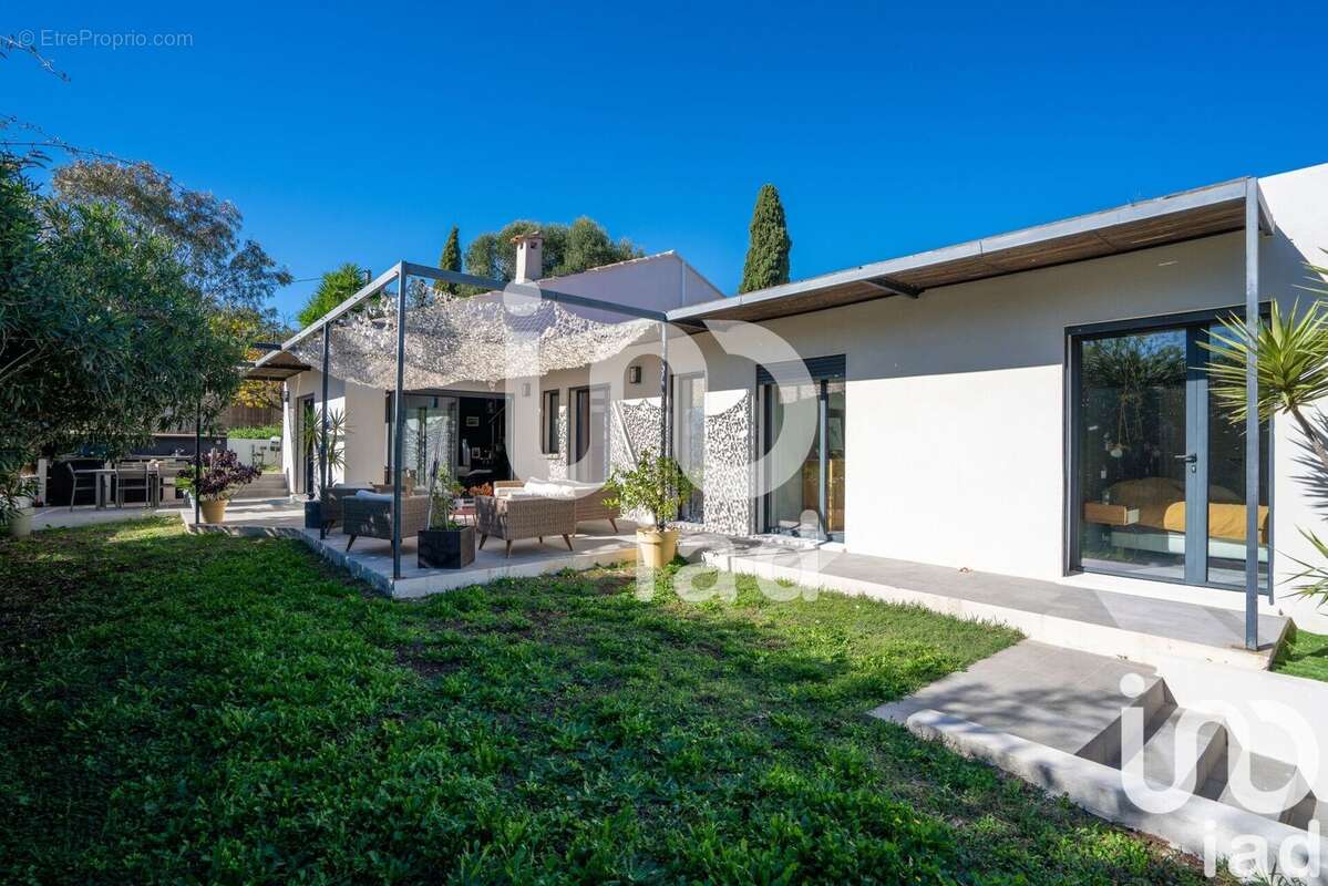 Photo 3 - Maison à COGOLIN