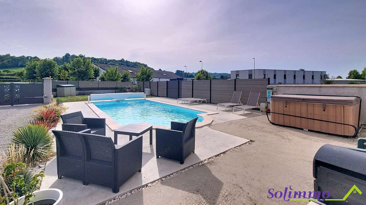 Maison à CHARANCIEU