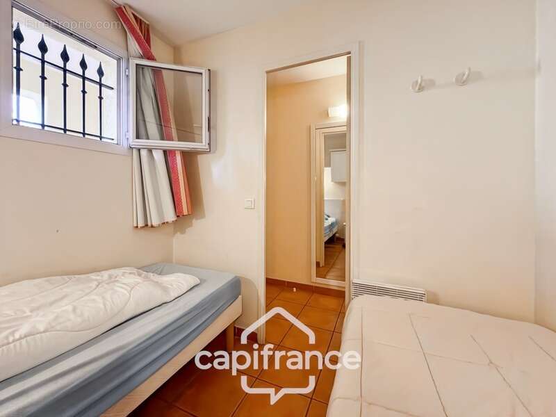 Pont royal en provence appartement de  27 m2 vue luberon une chambre meuble equipe - photo 14