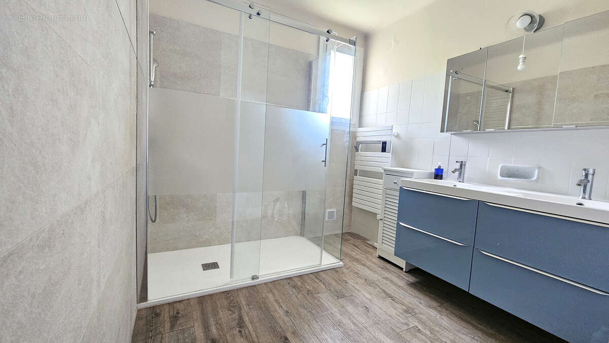 Appartement à SANARY-SUR-MER