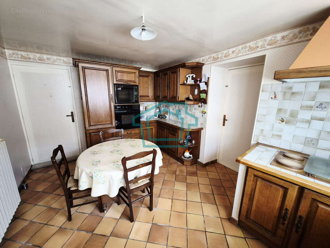 Maison à MAULETTE