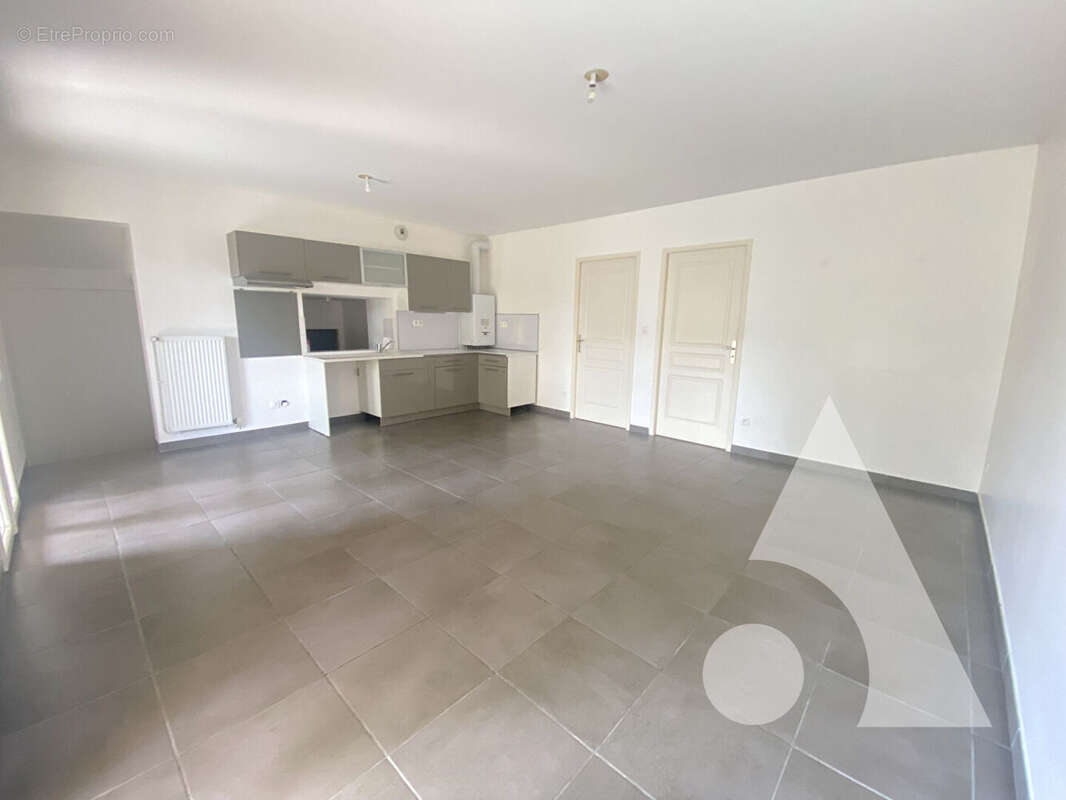 Appartement à CREPY-EN-VALOIS