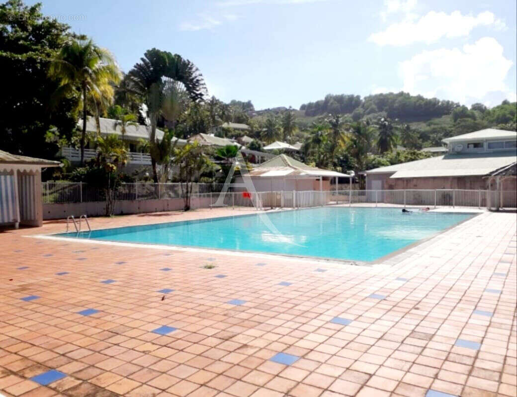 Maison individuelle Sainte Marie 2 pièce(s) 41 m2 piscine + plage A SAISIR !!!!!! - photo 2