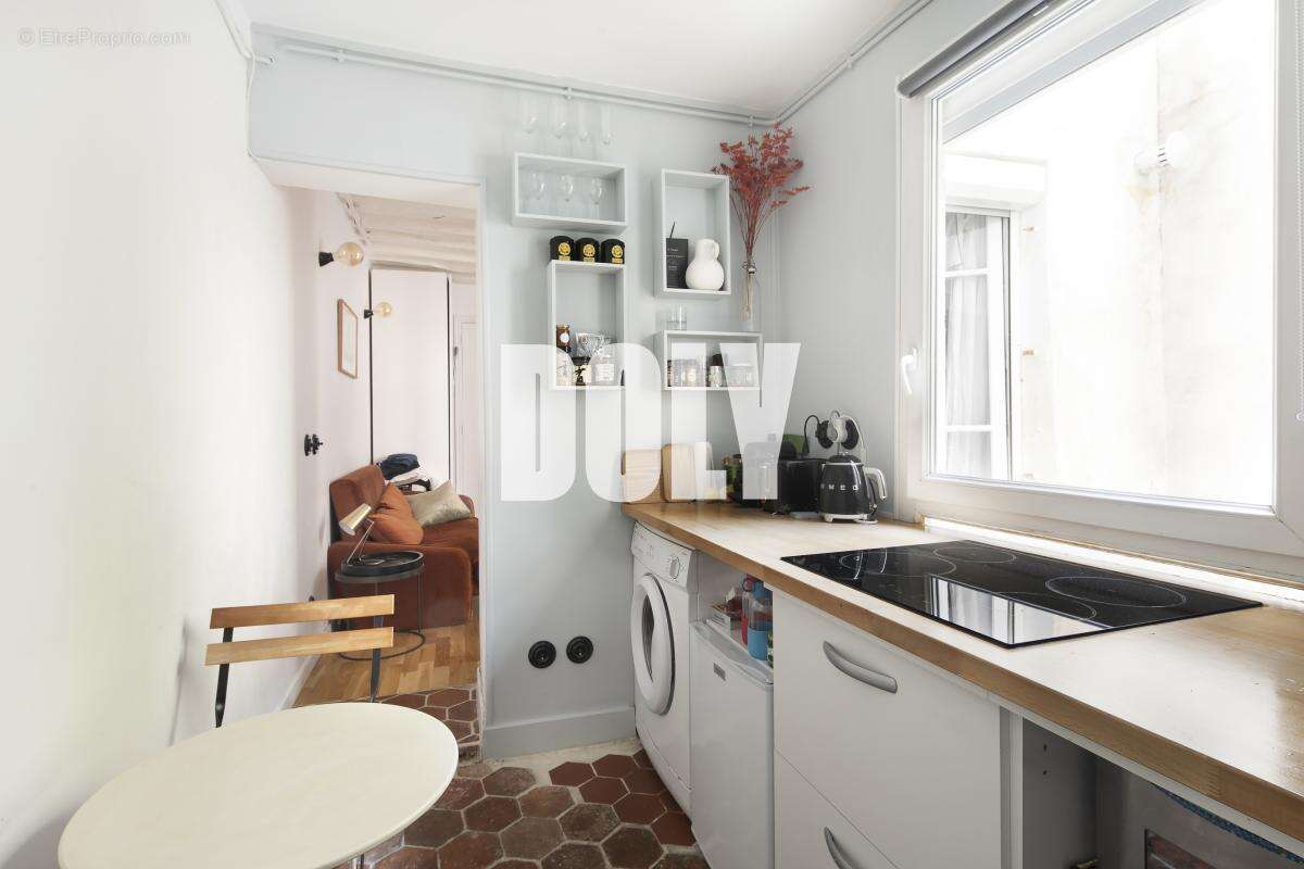 Appartement à PARIS-3E
