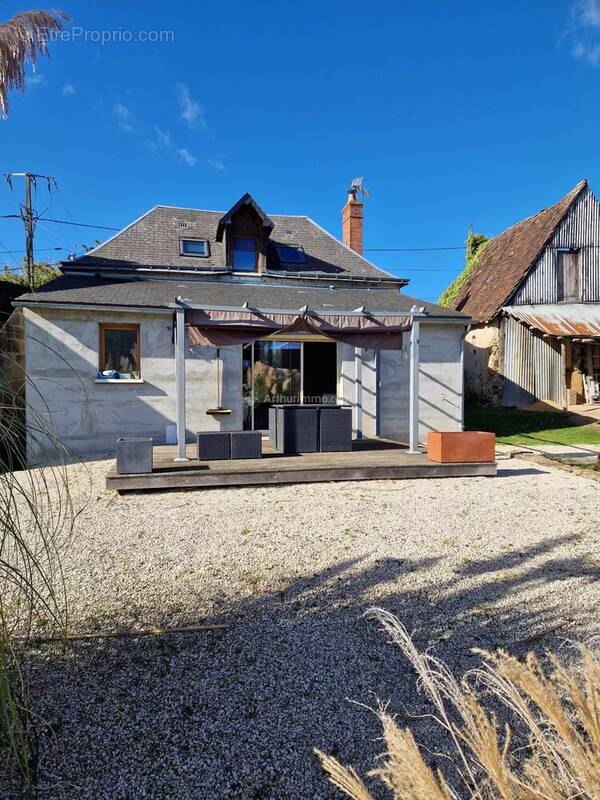 Maison à BUEIL-EN-TOURAINE